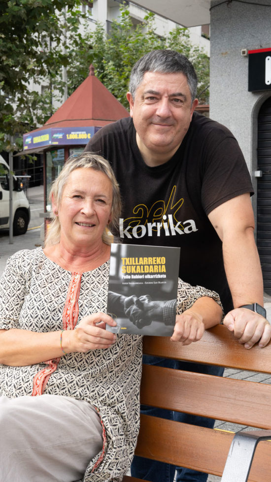 2025-09-22_Edurne_Asier_Txillarreko_Sukaldaria_Liburua-01—Asier-Ibaibarriaga