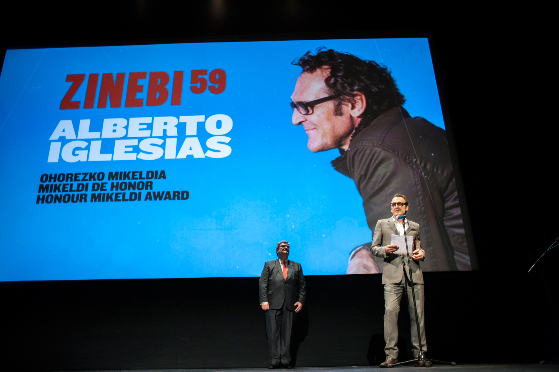 Alberto Iglesias.Ohorezko Mikeldi Saria _ Mikeldi of Honour Award _ Premio Mikeldi de Honor (2017)(1)