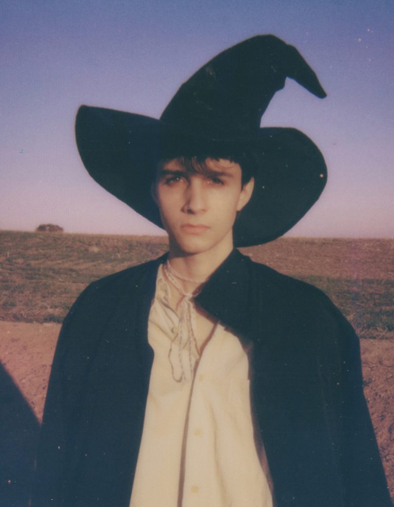 Christian_Avile_s_portrait-352452