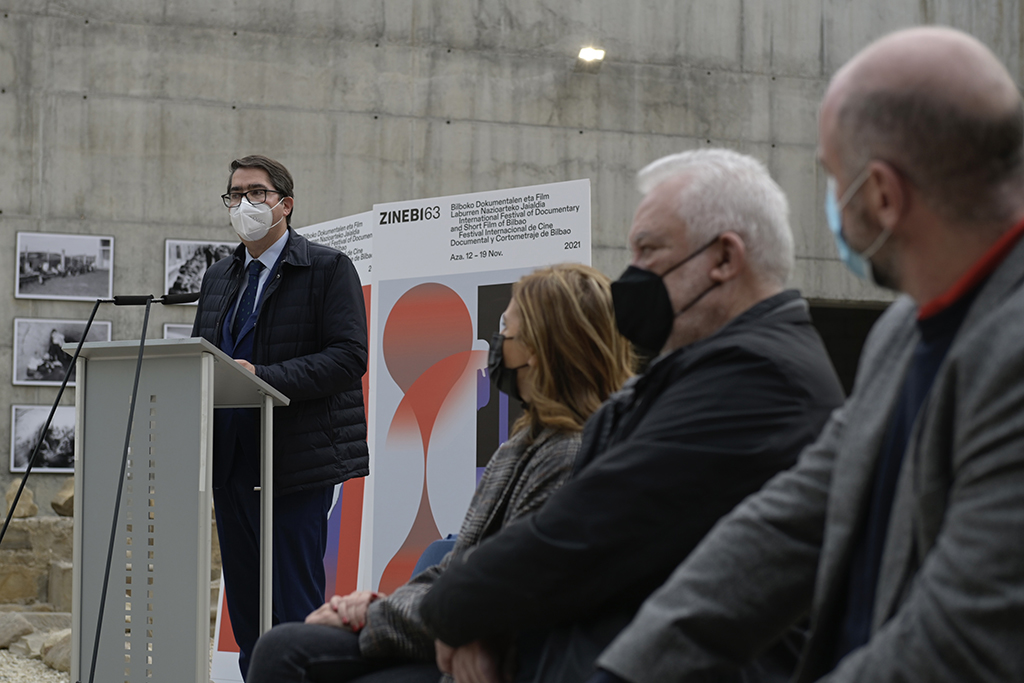 D92D279A-ACA2-4313-B442-28880F79F9E9