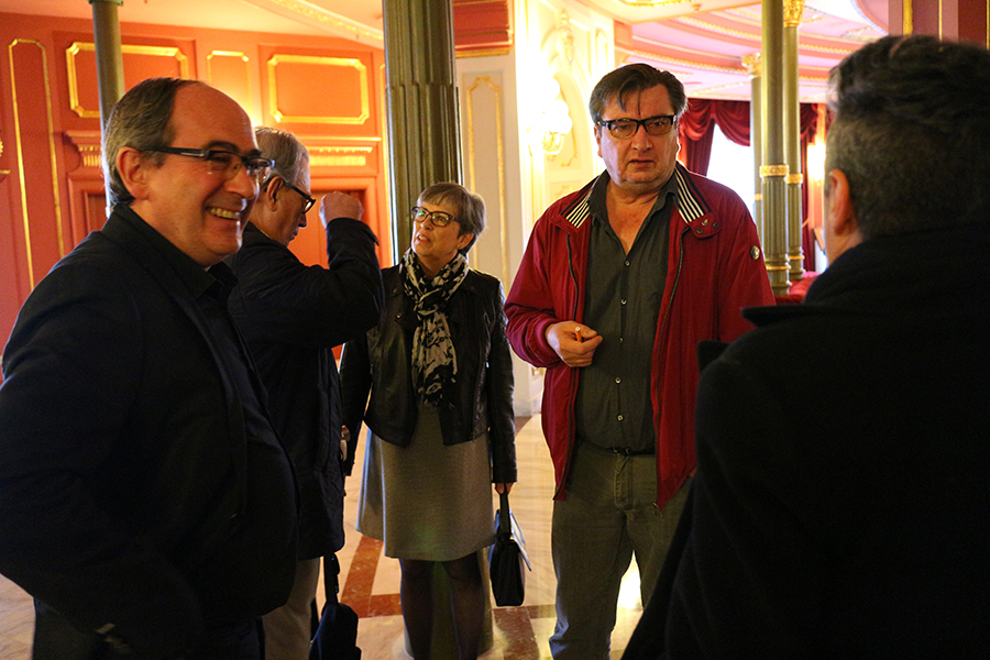 Iñaki López de Aguileta (Director del Área de Cultura), Aki Kaurismäki. Prentsaurreko _ Press-conference _ Conferencia de prensa (2017)