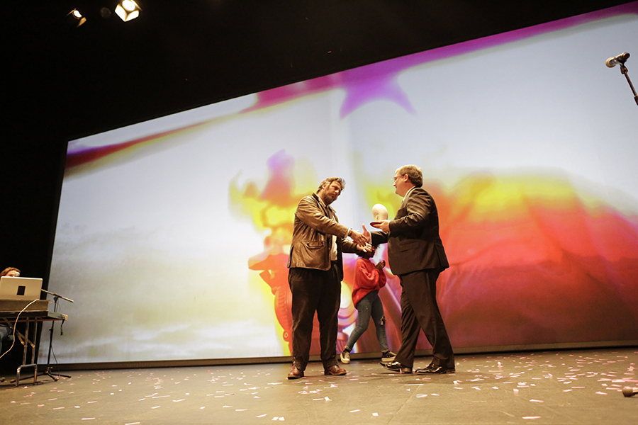 Mariano Llinás (Dir.), Juan Mari Aburto (Alcalde de Bilbao)