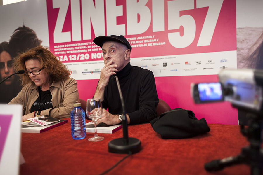 Nekane Alonso (Concejala de Cultura), Juan Ruiz Anchía. Prentsaurreko _ Press-conference _ Conferencia de prensa (2015)(1)
