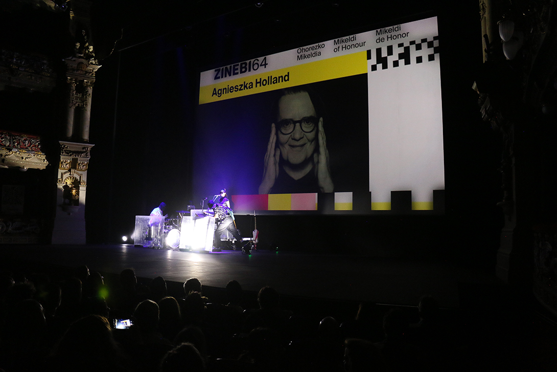 Zinebi64_Gala_Inauguracion_11_11_047